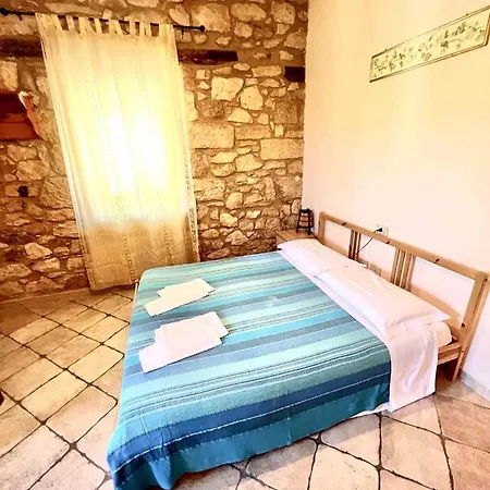 بيت ضيافة Affittacamere Porta Majella *